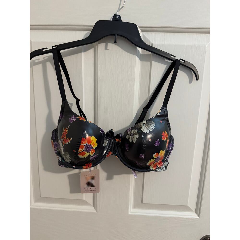 Savage X Fenty New Padded Balconette Bra Black Night Blooms Wet Look 38D - Picture 3 of 13